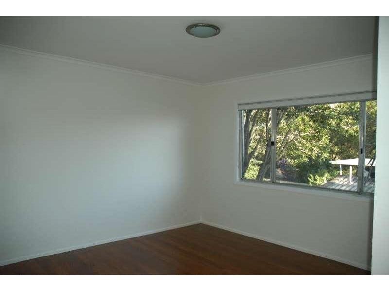 4 Mount Street, Nerang QLD 4211
