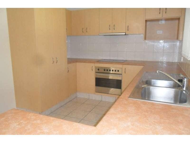 27 Clear River Boulevard, Ashmore QLD 4214