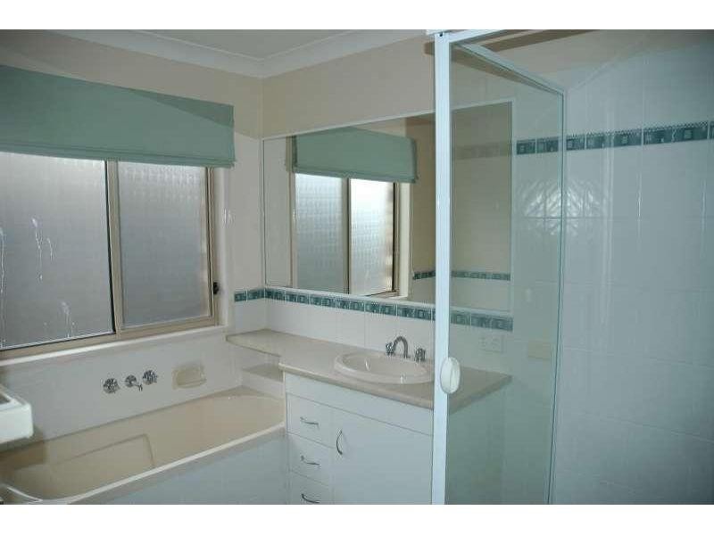 1 Linda Way, Upper Coomera QLD 4209