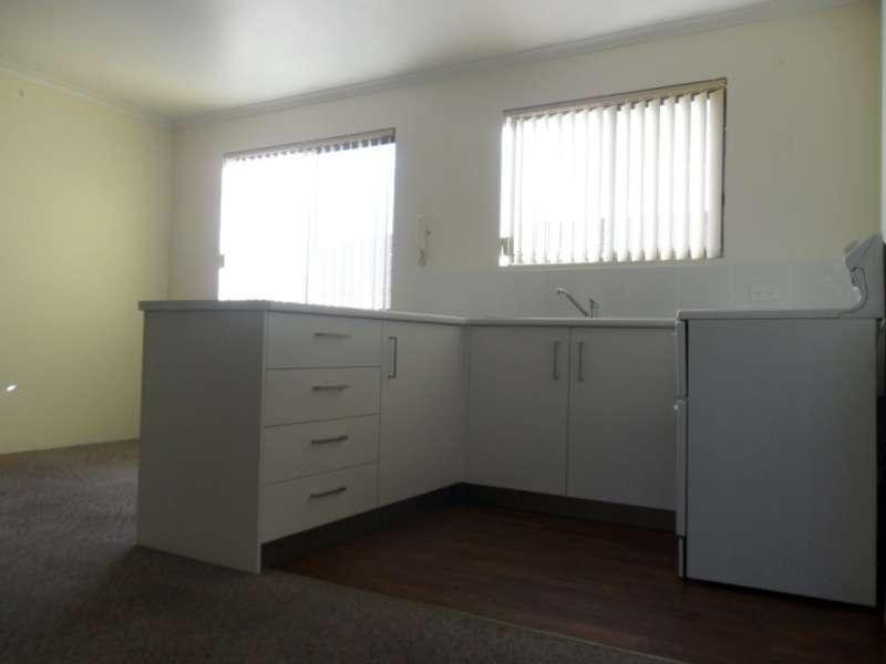9/25 Imperial Parade, Labrador QLD 4215