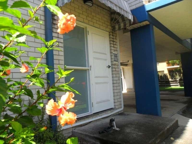 8/20 Bright Avenue, Labrador QLD 4215