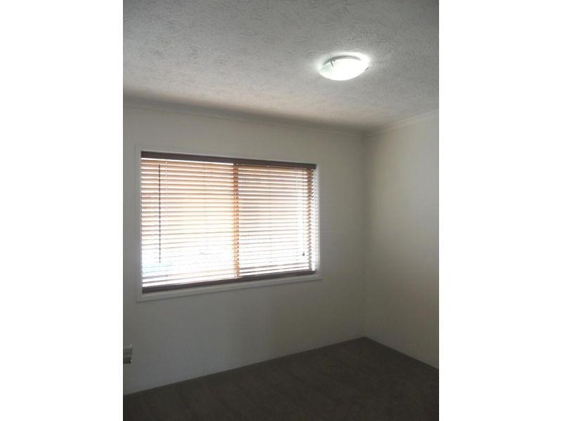 8/20 Bright Avenue, Labrador QLD 4215