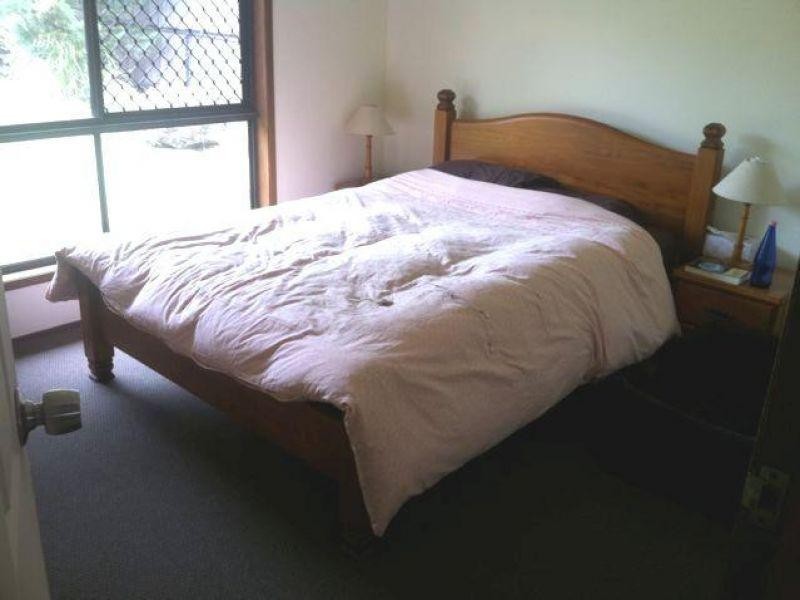 2/4 Paramount Place, Oxenford QLD 4210