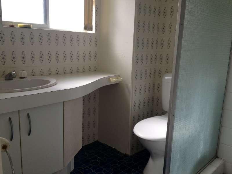 2/216 Marine Parade, Labrador QLD 4215