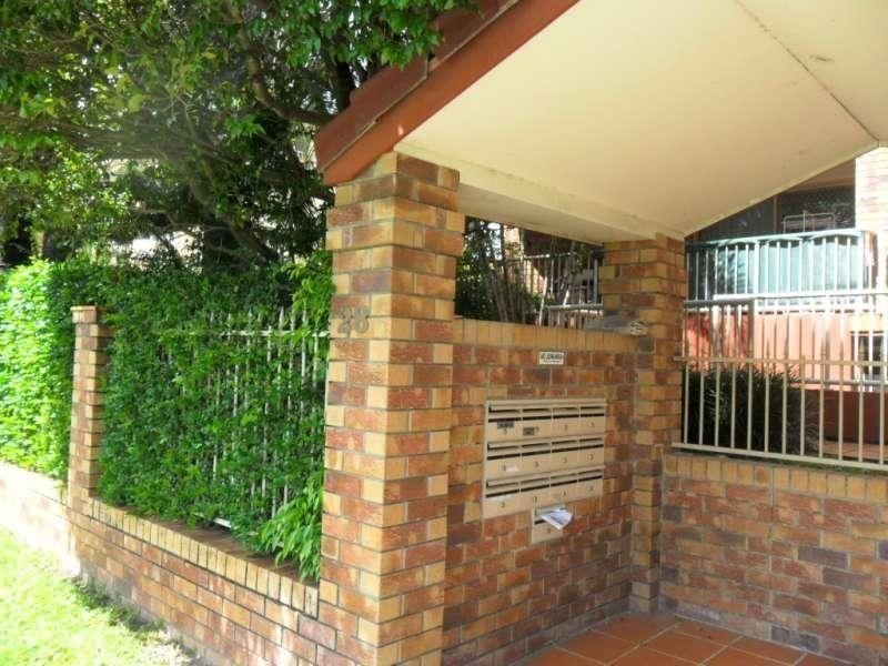 6/28 Sykes Street, Southport QLD 4215