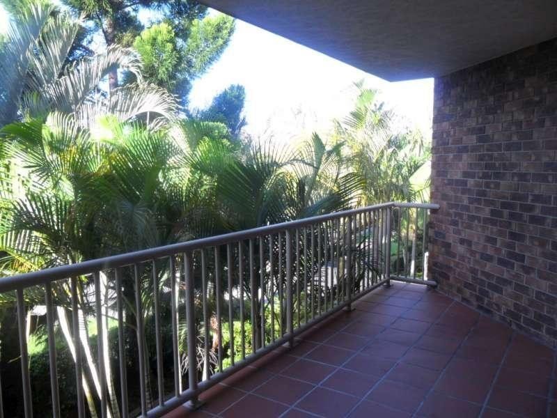 6/28 Sykes Street, Southport QLD 4215