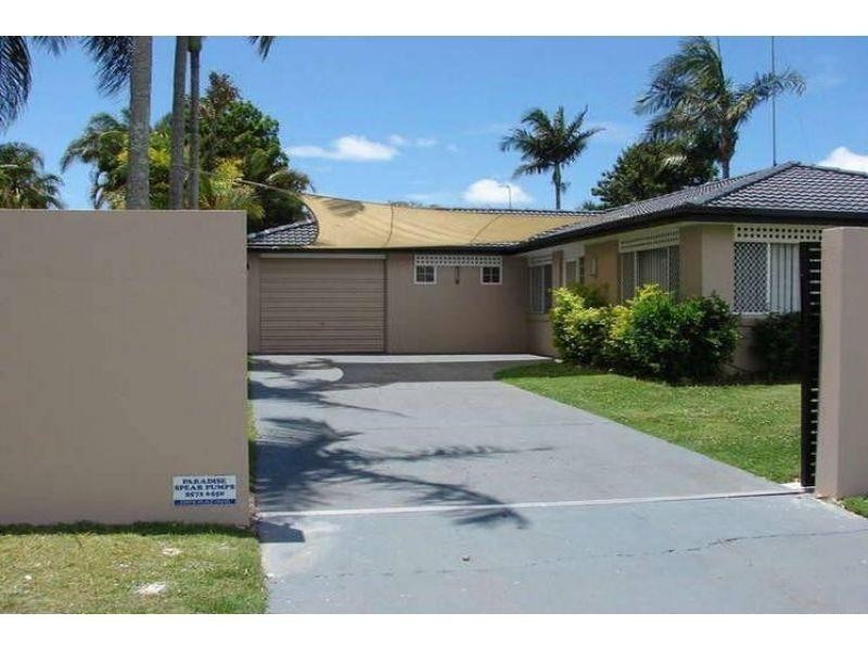 7 McCleary Street, Bundall QLD 4217