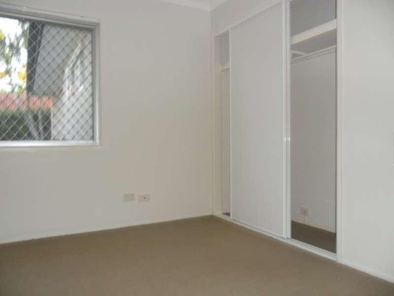 7 McCleary Street, Bundall QLD 4217