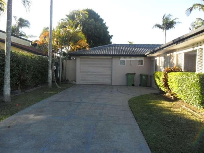 7 McCleary Street, Bundall QLD 4217