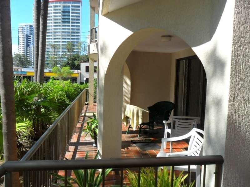 1/9 Railway Street, Southport QLD 4215