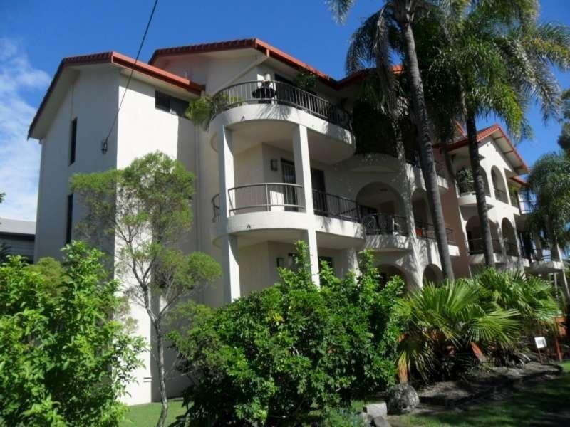 1/9 Railway Street, Southport QLD 4215