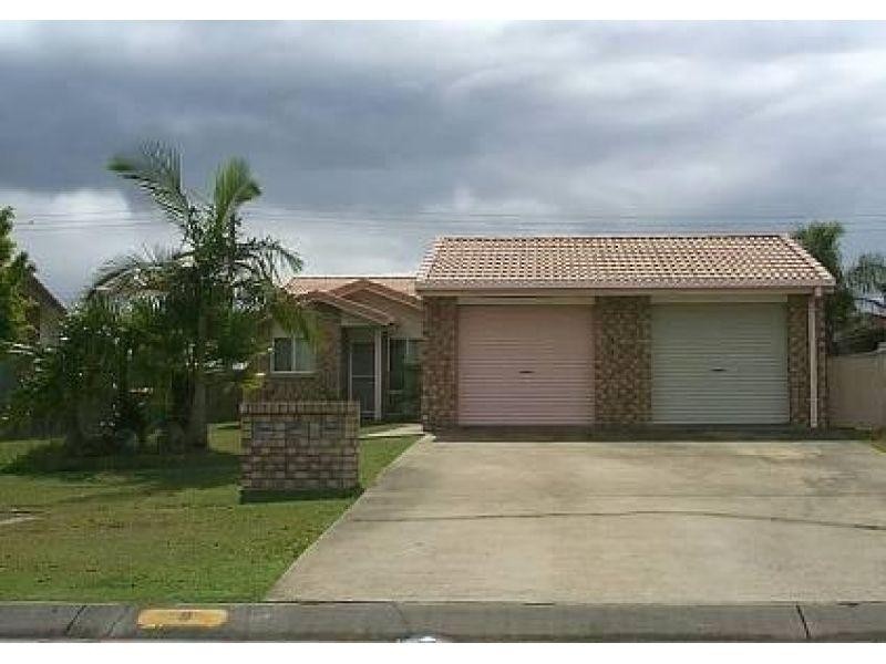 1/9 Jannie Court, Labrador QLD 4215