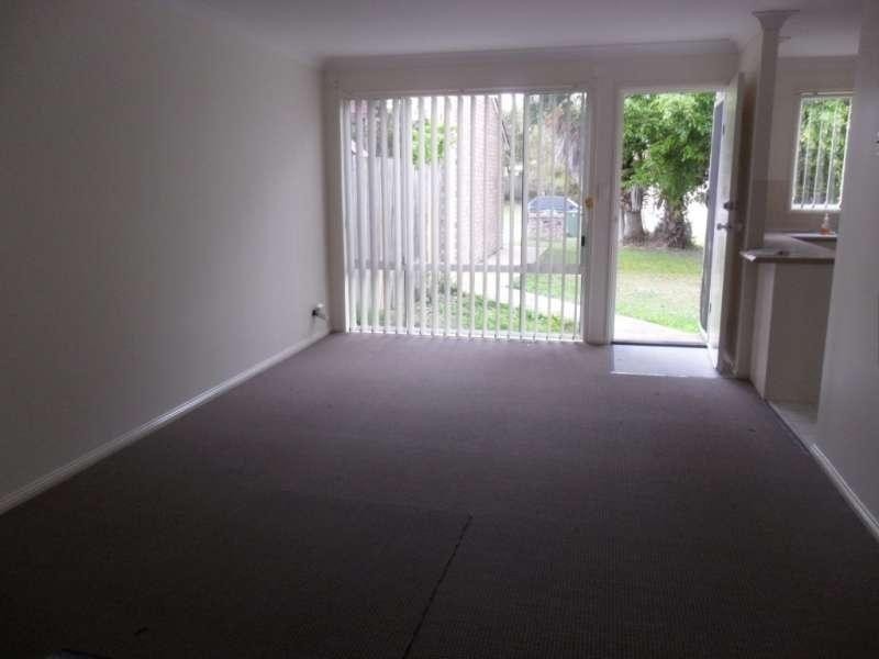 1/9 Jannie Court, Labrador QLD 4215