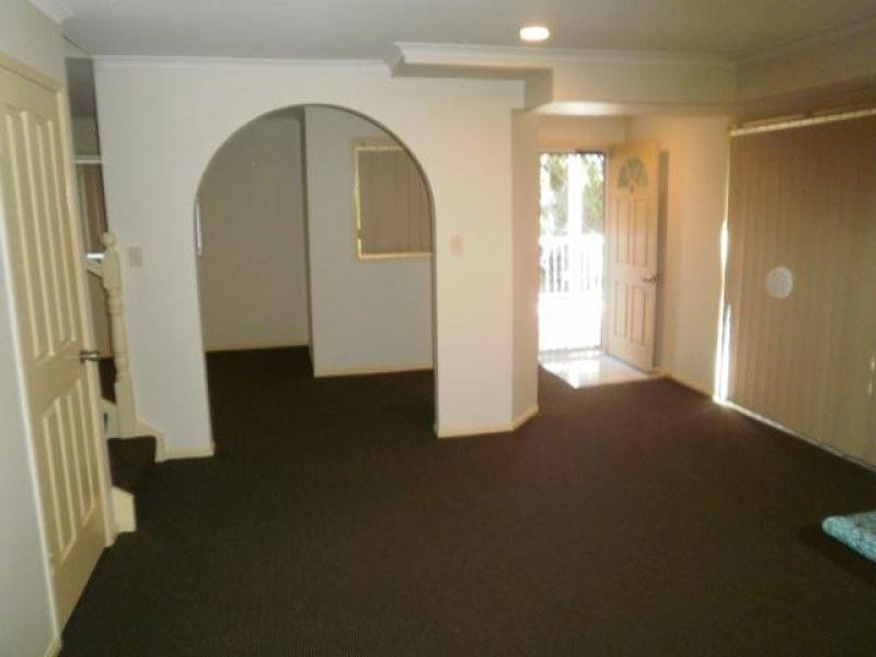 3/61 Imperial Parade, Labrador QLD 4215