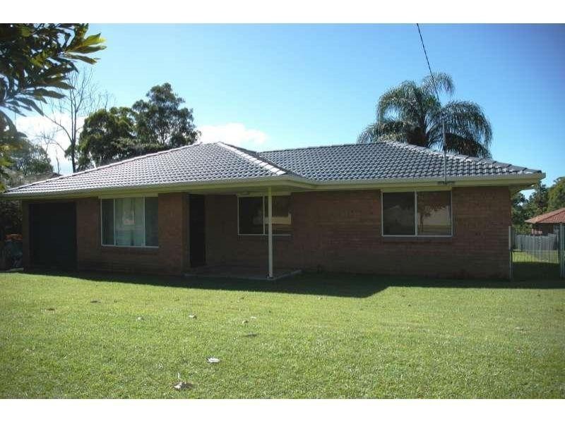 9 Mitchell Avenue, Molendinar QLD 4214