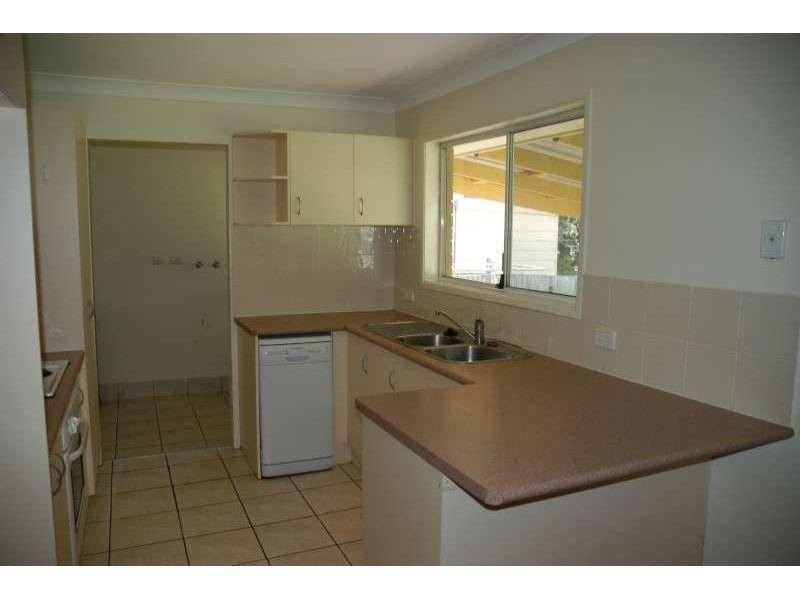 9 Mitchell Avenue, Molendinar QLD 4214