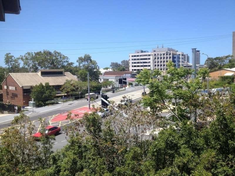 17/45 Pohlman Street, Southport QLD 4215