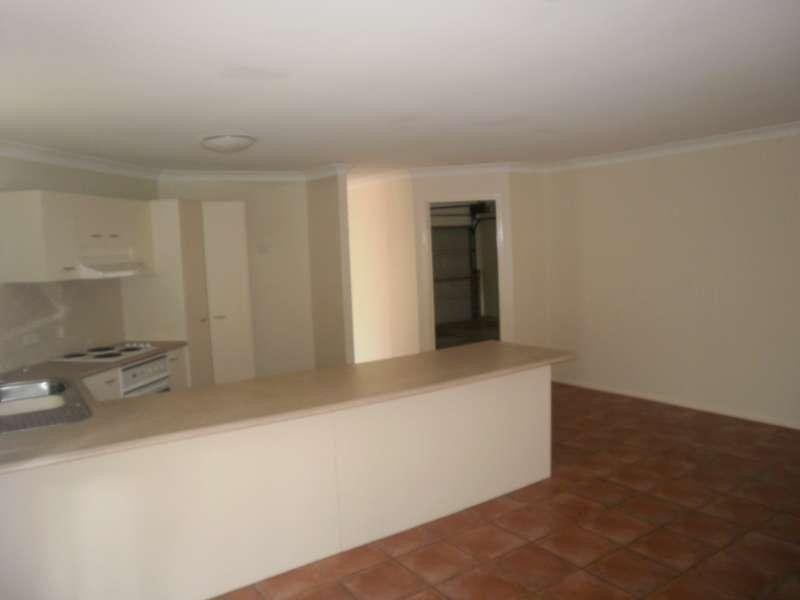 37 Davis Cup Court, Oxenford QLD 4210