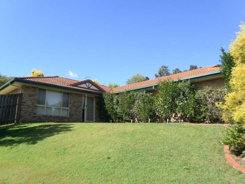 14 Palmerston Drive, Pacific Pines QLD 4211