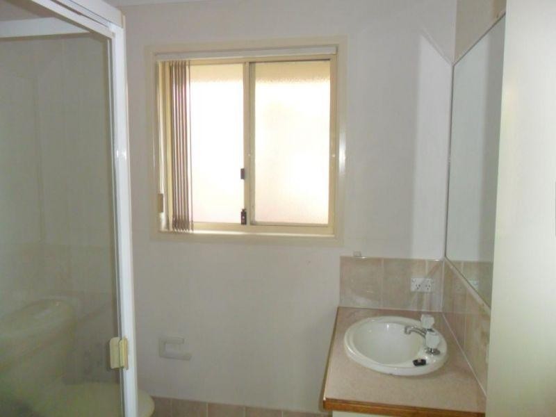 14 Palmerston Drive, Pacific Pines QLD 4211