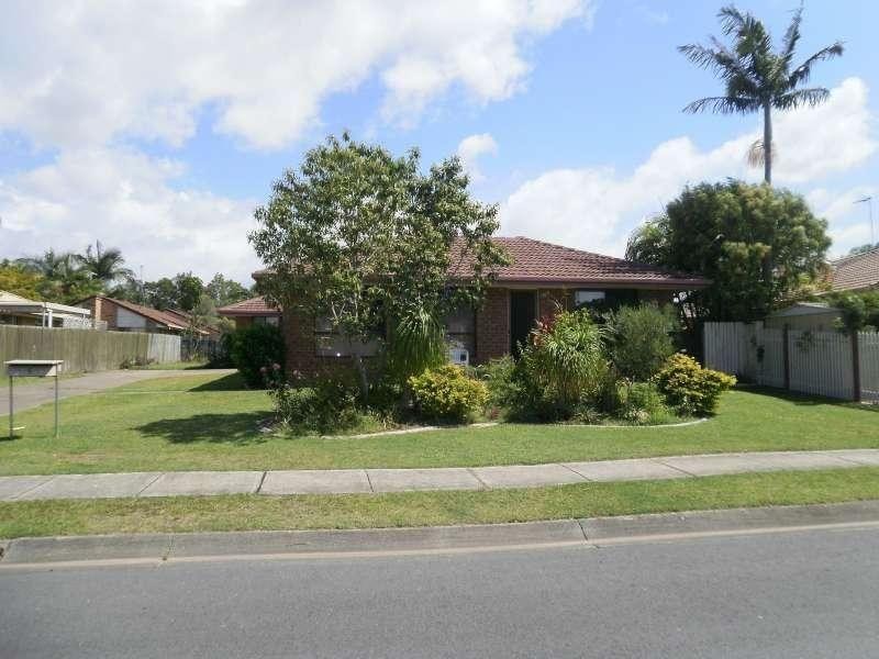 2/5 Hentdale Court, Labrador QLD 4215