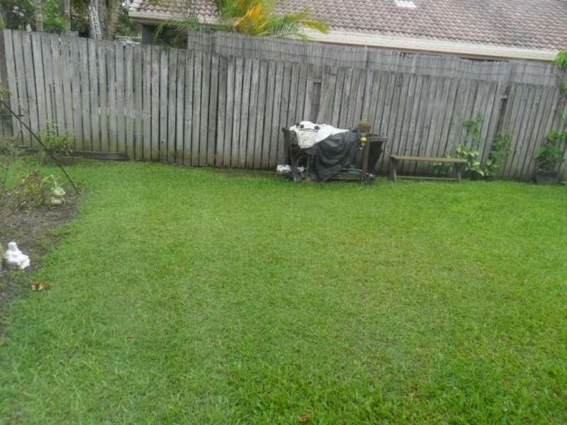 2/5 Hentdale Court, Labrador QLD 4215