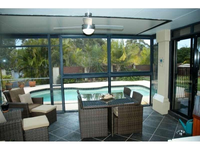 9 West Mountain Court, Parkwood QLD 4214