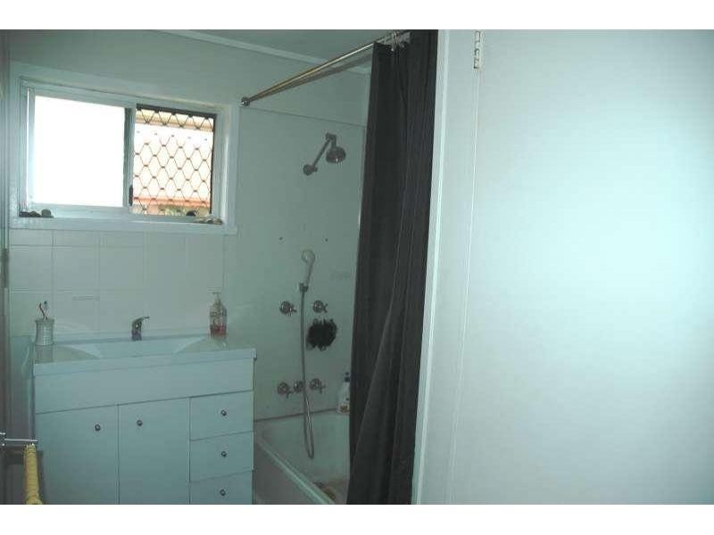 11 Myall Street, Southport QLD 4215