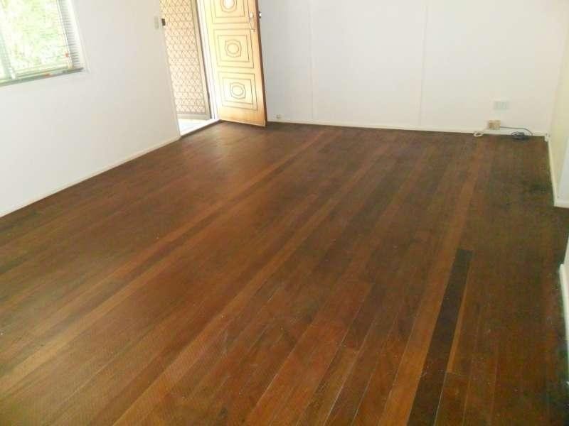 2/158 Frank Street, Labrador QLD 4215