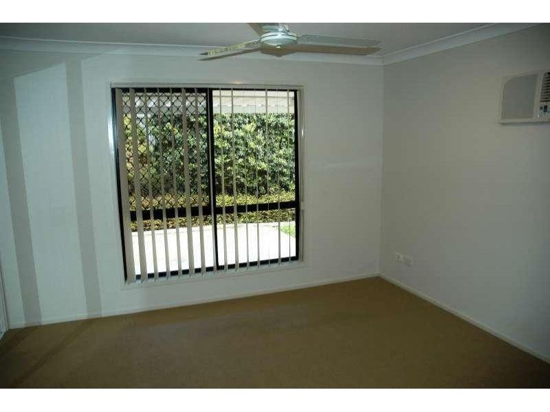 1/34 Bushgum Crescent, Upper Coomera QLD 4209