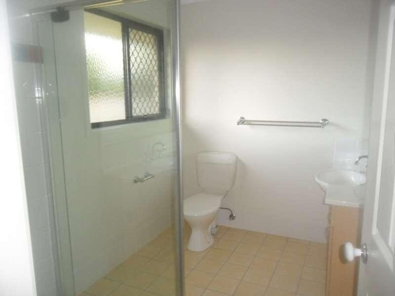 1/34 Bushgum Crescent, Upper Coomera QLD 4209