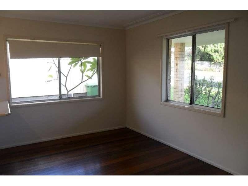 7 Birtwistle Street, Southport QLD 4215