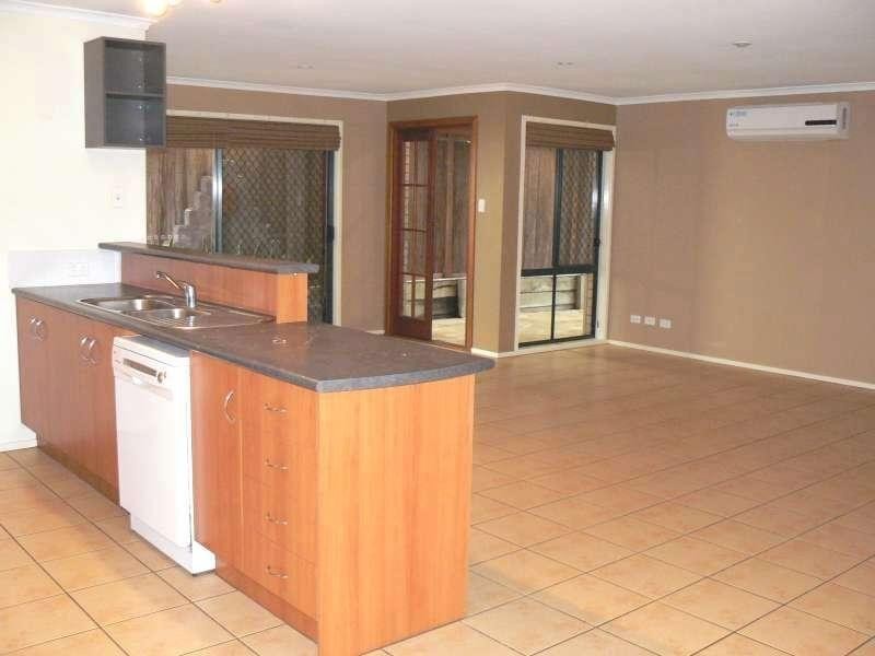 9 Katie Court, Arundel QLD 4214