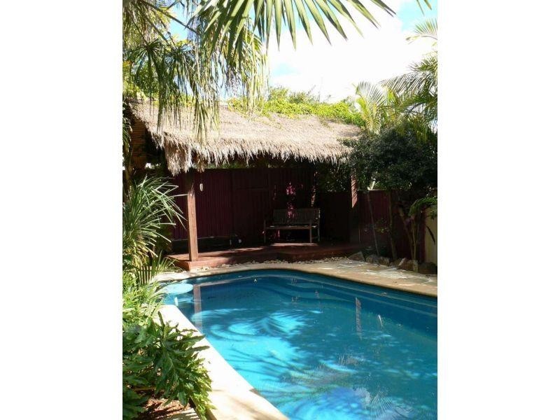 9 Katie Court, Arundel QLD 4214