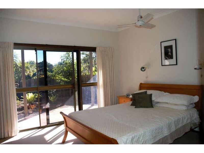 11 Lillian Avenue, Ashmore QLD 4214