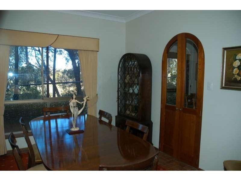 11 Lillian Avenue, Ashmore QLD 4214