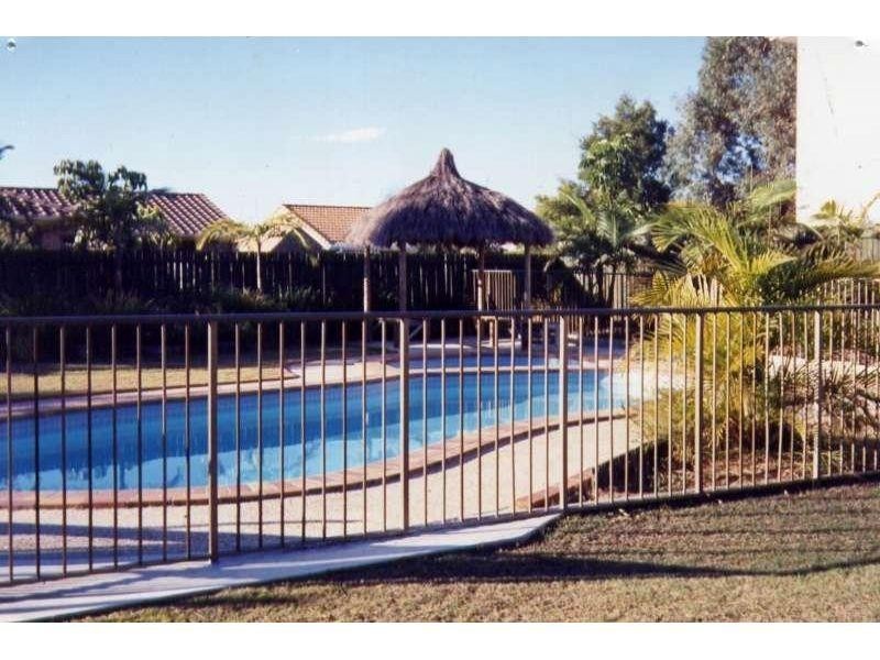 8/13-17 Brown Street, Labrador QLD 4215