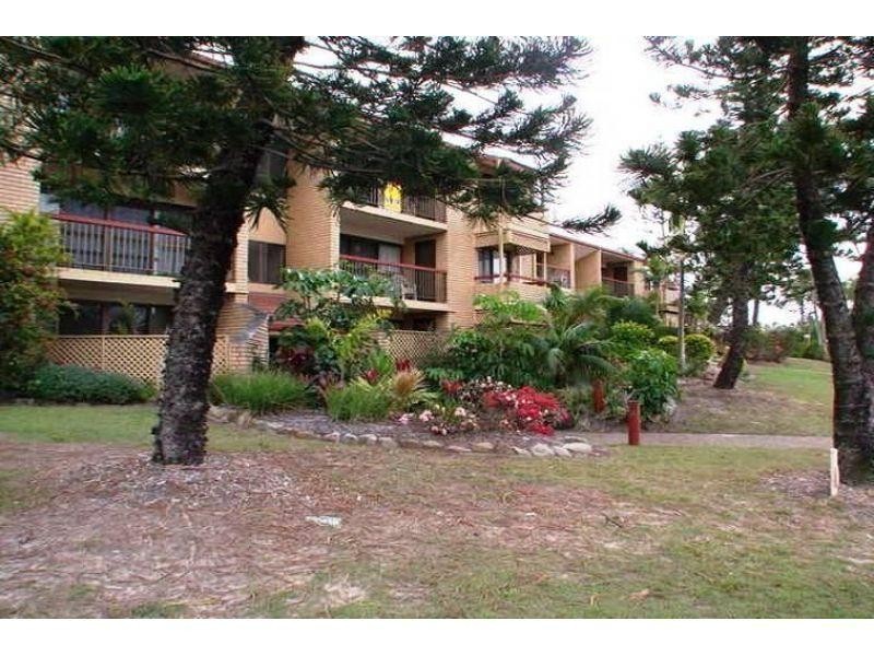 6/106 Bayview Street, Runaway Bay QLD 4216