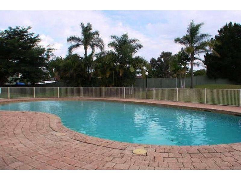 6/106 Bayview Street, Runaway Bay QLD 4216