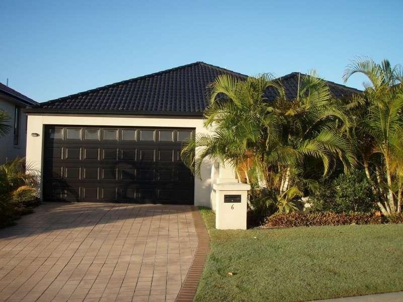 6 Nepean Court, Varsity Lakes QLD 4227