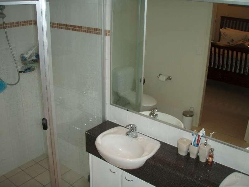 6 Nepean Court, Varsity Lakes QLD 4227