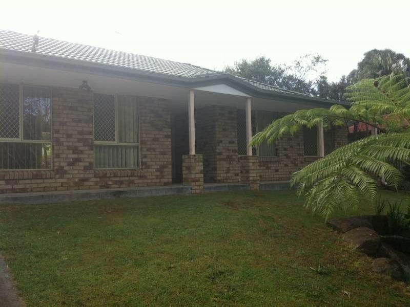 7 Cayambe Court, Eagle Heights QLD 4271
