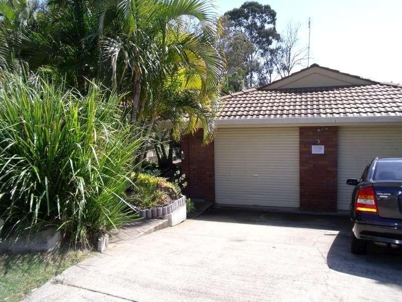 2/3 Caroline Avenue, Southport QLD 4215