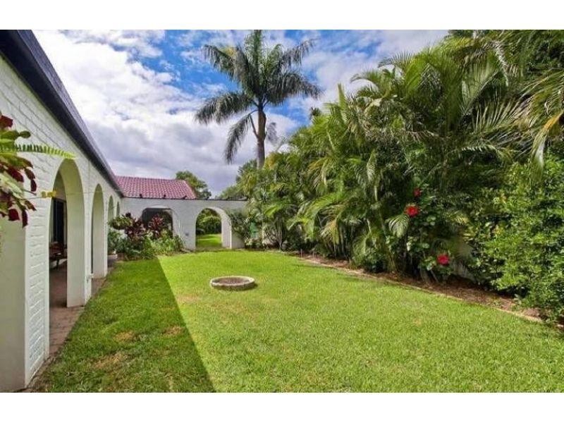 51 Witt Avenue, Carrara QLD 4211