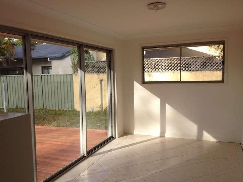 141 Alison Road, Carrara QLD 4211