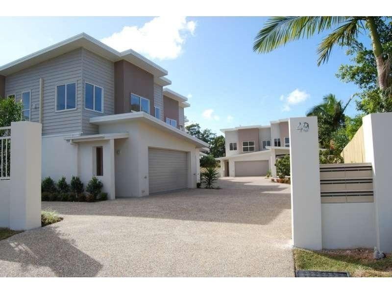 6/49 Usher Avenue, Labrador QLD 4215