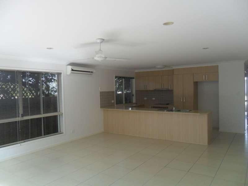 6/49 Usher Avenue, Labrador QLD 4215