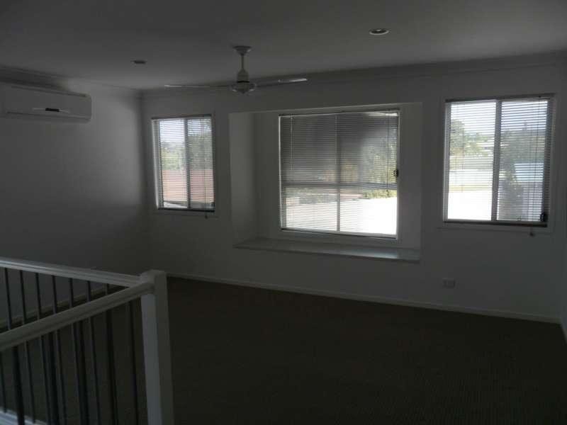 6/49 Usher Avenue, Labrador QLD 4215