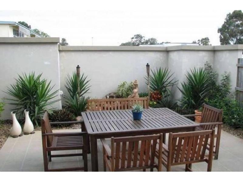 2/47 Gordon Street, Labrador QLD 4215