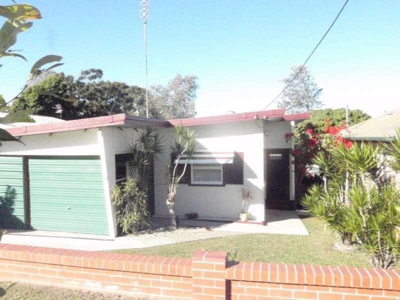 9 Wilson Street, Labrador QLD 4215